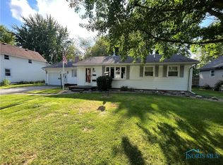 128 Lawrence Ave, Swanton, OH 43558