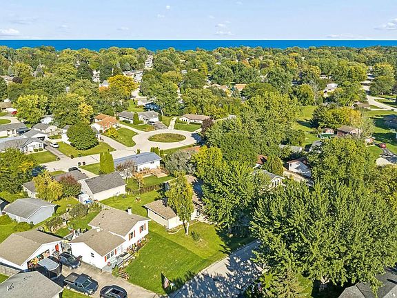 2nd image of 2940 Lake Vista COURT