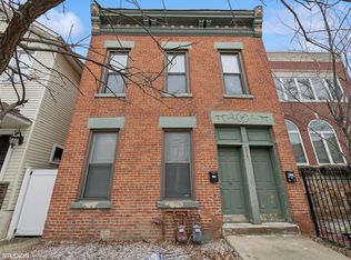 2119 W Race Ave, Chicago, IL 60612