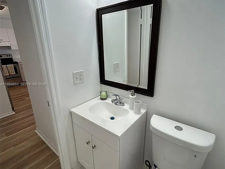 6255 Kendale Lakes Cir #225 — Photo 20
