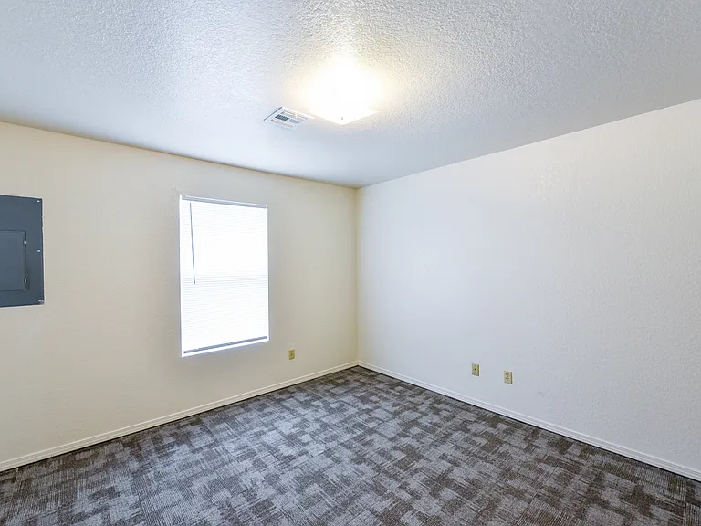505 E Arch St — Photo 6