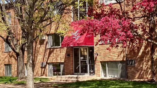 Marydale Lakeview Apartments Photo 1
