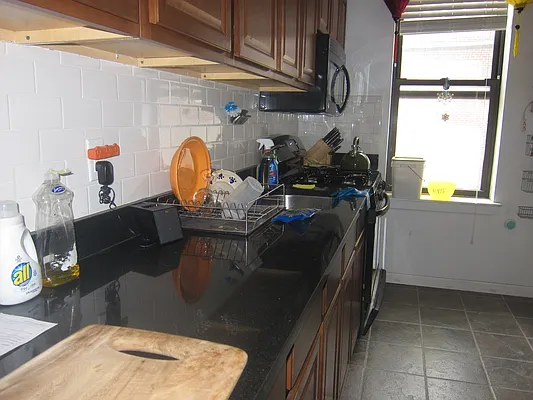 Rented by Realty 2000 Corp | media 37