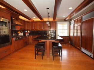 2011 Sycamore St, Bethlehem, PA 18017