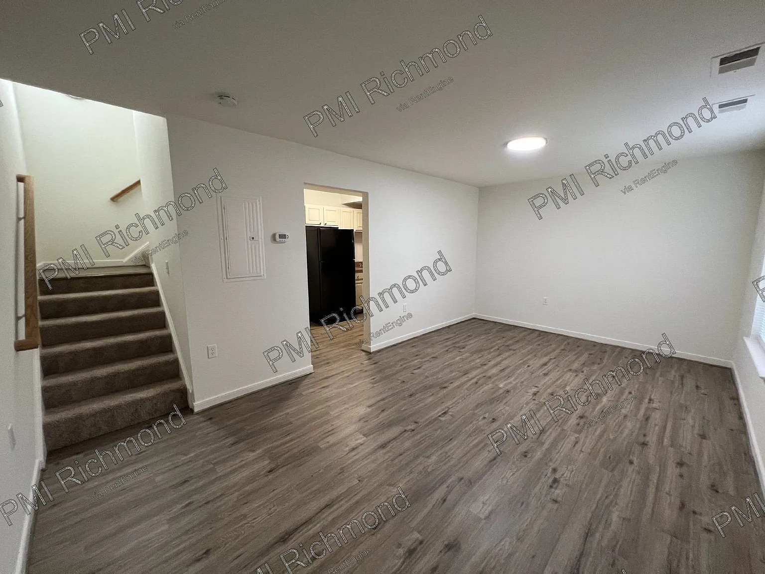 2 bed, 1.0 bath, 741 sqft, $1,200 — Photo 4