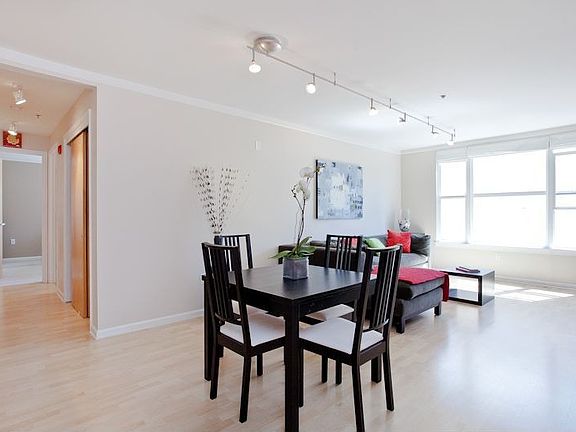 3rd image of 2001 McAllister St APT 327