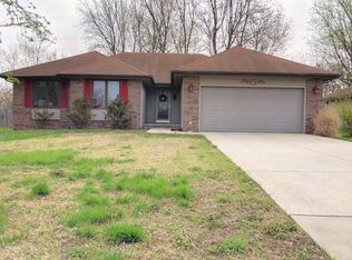 3660 S Leawood Ave, Springfield, MO 65807