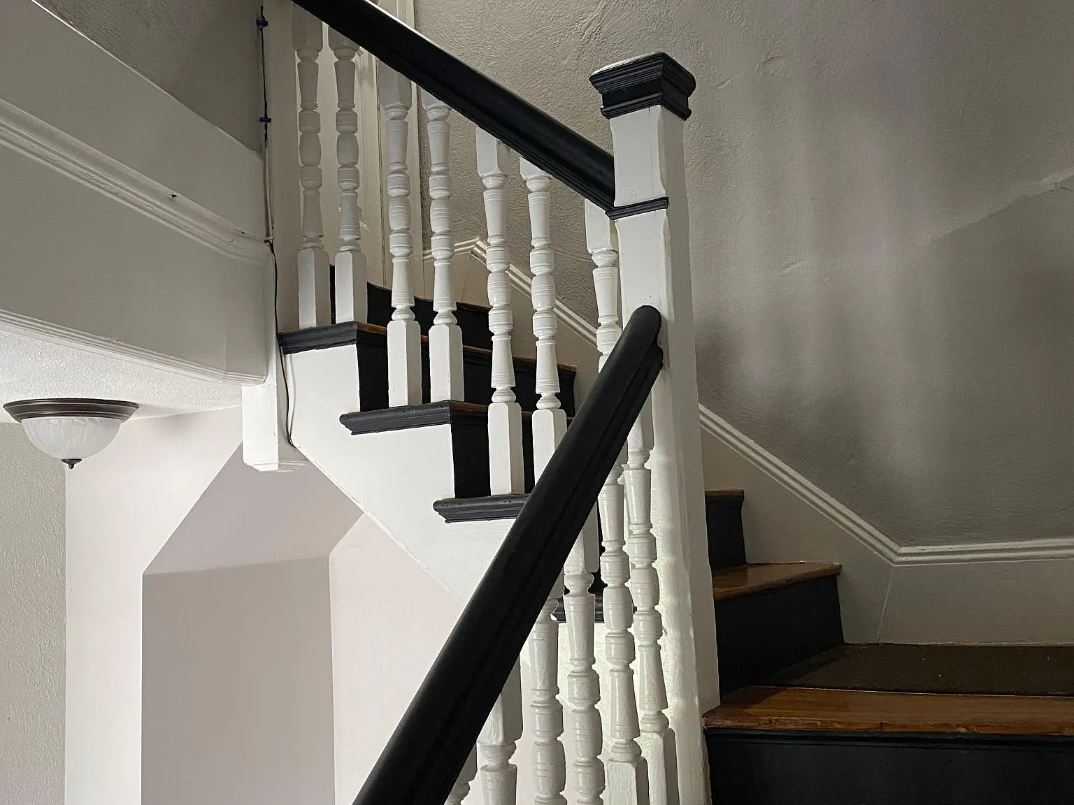 40 Harvard St — Photo 3