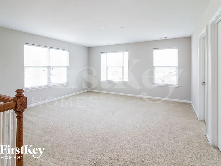 200 Palmetto Village Cir — Photo 11