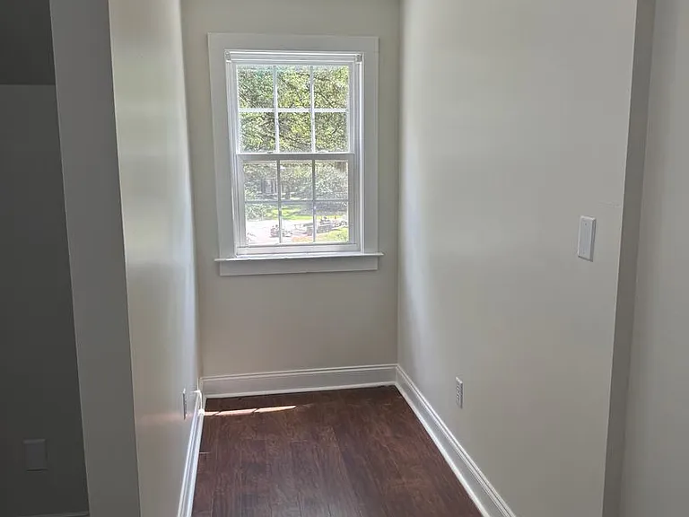 209 Pineridge Dr — Photo 4