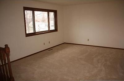 5th image of 3220 Monterey Ave