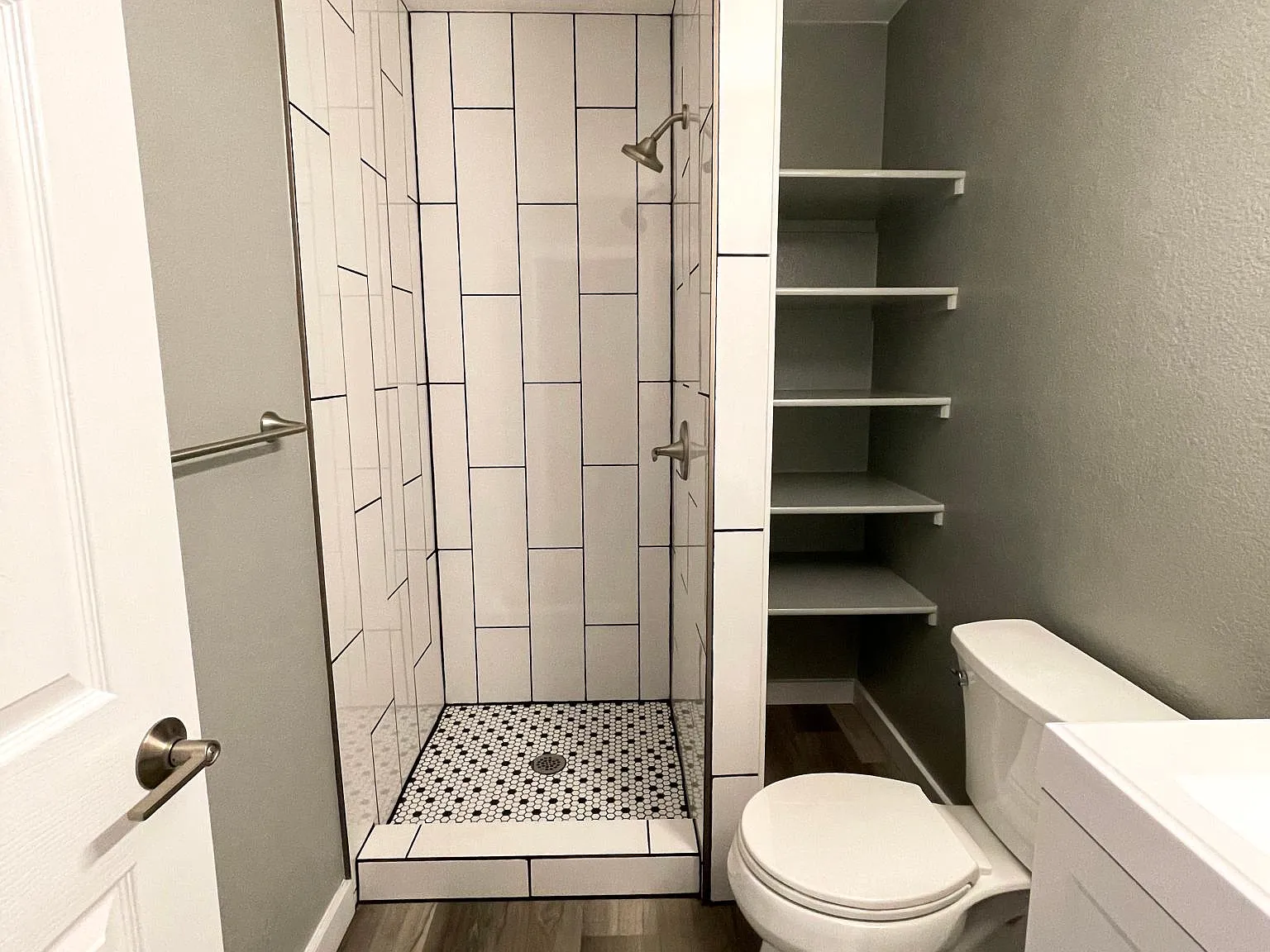 4 bed, 1200 sqft, $745 — Photo 4