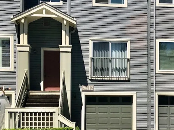 9411 177th Pl NE Unit 2, Redmond, WA 98052