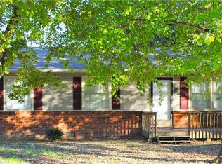 2715 Ingram Rd, High Point, NC 27263