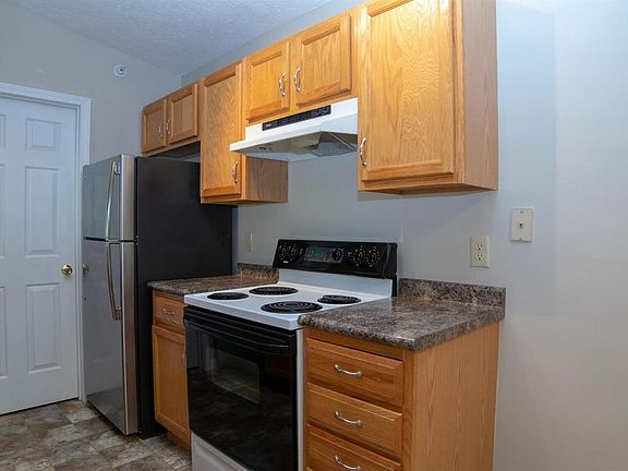 2nd image of 3171 Preserve Ln