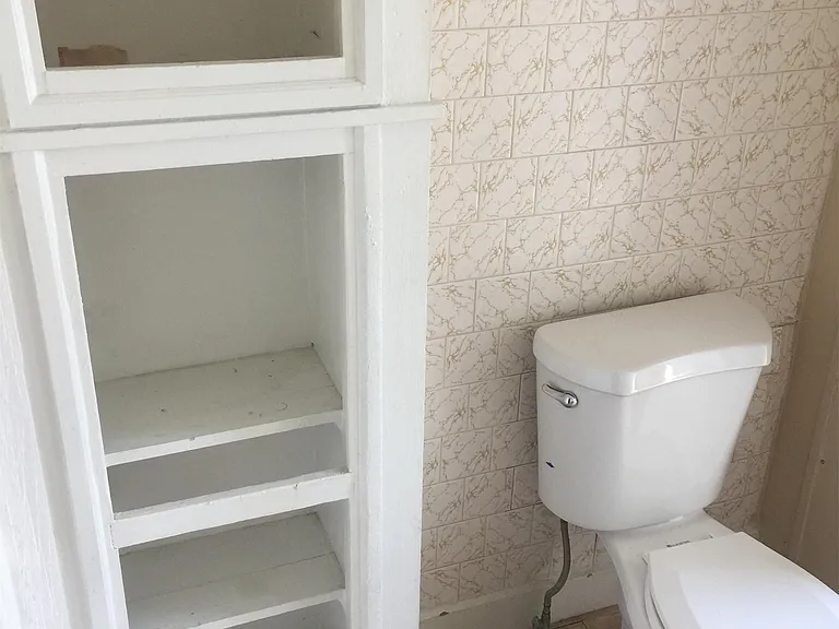 3 Negus St #2L — Photo 9