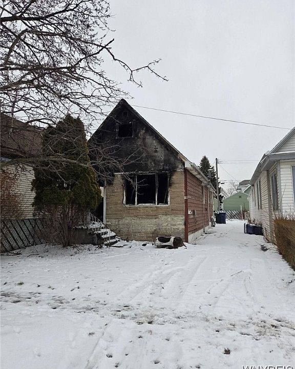 1st image of 21 Glenn St