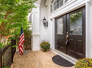19001 Coreopsis Ter, Leesburg, VA 20176