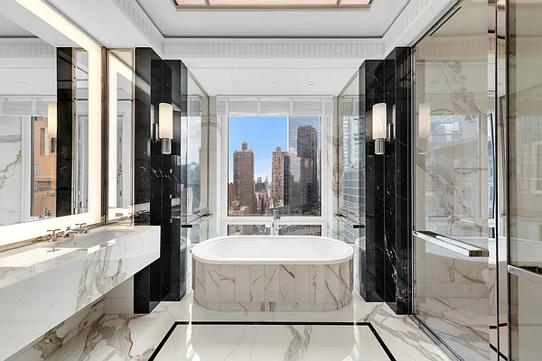Bathroom, photo 1
