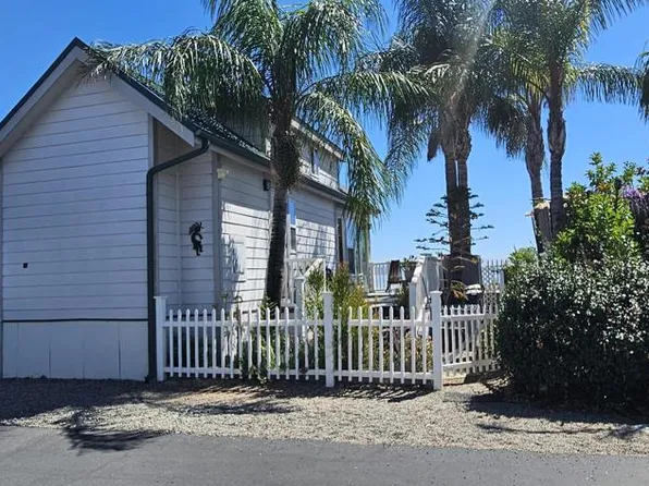 32000 Riverside Dr #J5, Lake Elsinore, CA 92530