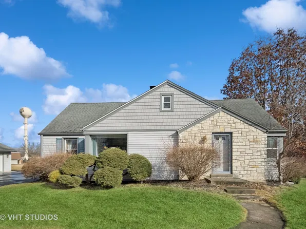 301 Harvey Ave, Wood Dale, IL 60191