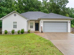 70 Peach St, Austin, AR 72007