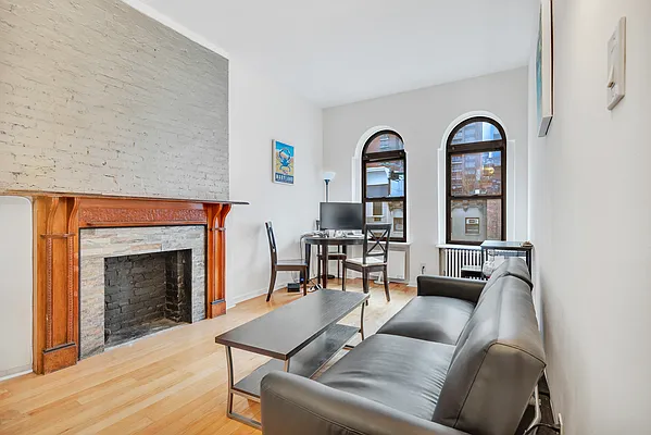 Rented by Compass | media 6