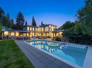 1555 Queens Ave, West Vancouver, BC V7V0B2