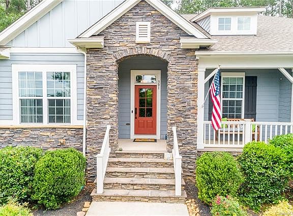 2nd image of 301 Holdsworth Dr