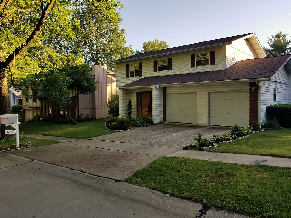 2nd image of 1447 Farmington Ct