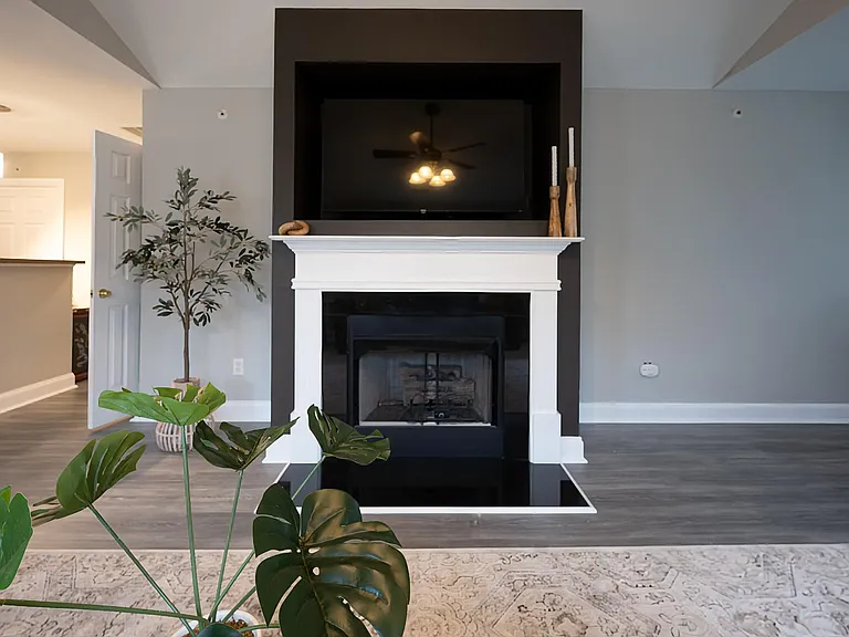 3148 Walnut Park Dr — Photo 3