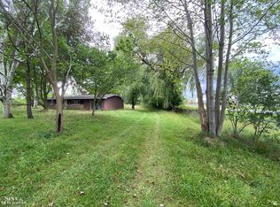 1860 Columbine St, Harsens Island, MI 48028