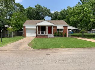 1636 Oxford Ln, Muskogee, OK 74403