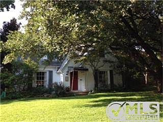 2nd image of 3817 Potomac Ave