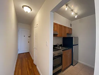 Rented by City Connections Realty