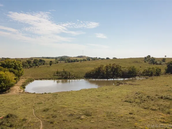 16 Highway Hwy, Okmulgee, OK 74447