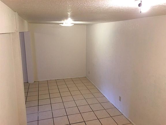 2nd image of 3118 Nashville Ave