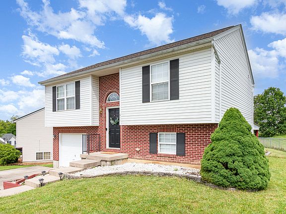 3rd image of 611 Tupelo Dr