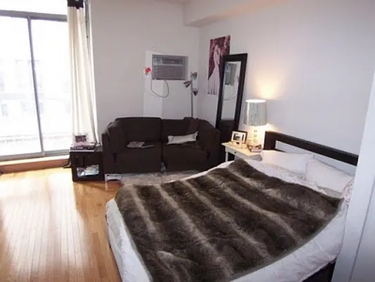 Rented by Citi Habitats | media 44