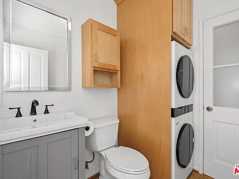 513 Arbramar Ave — Photo 12