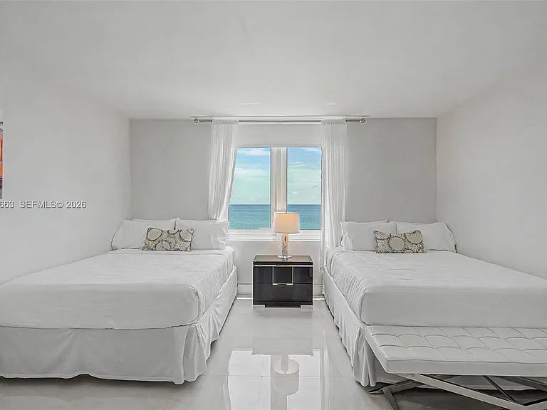 2301 Collins Ave #1210 — Photo 17