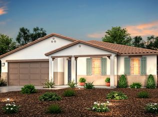 889 Howard St, Kingsburg, CA 93631