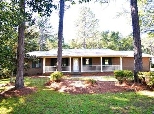 901 Fredonia Dr, Fayetteville, NC 28311