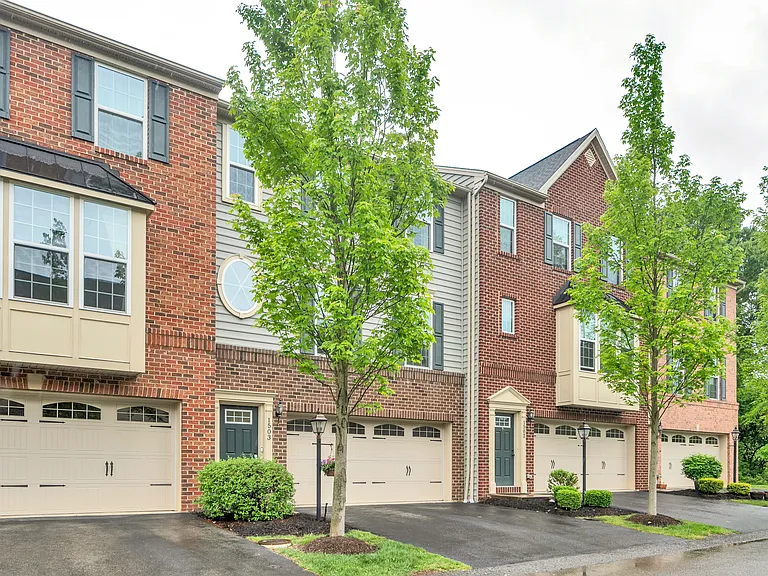 1503 Pointe View Dr — Photo 3