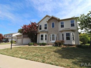 10716 N Lauraline Ct, Peoria, IL 61615