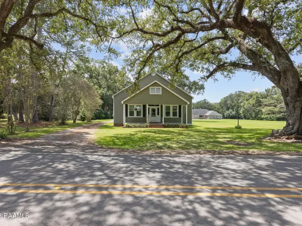 11810 Old Jeanerette Rd, Jeanerette, LA 70544