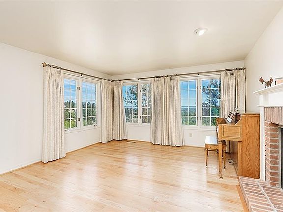 3rd image of 3112 Zimmerman Pl
