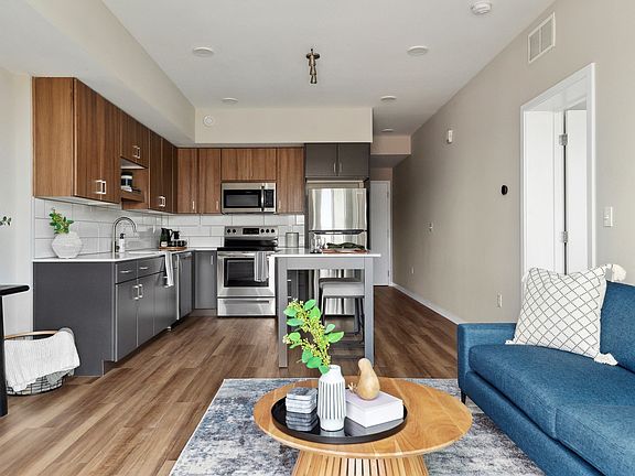 4911 W 77th St_Unit 239_002