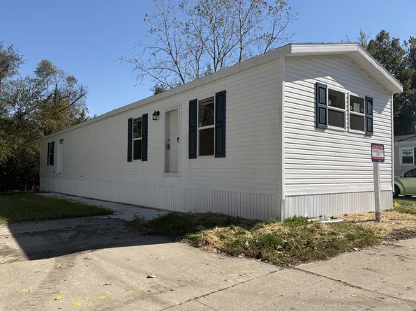 415 Wexford Pl, Warsaw, IN 46580