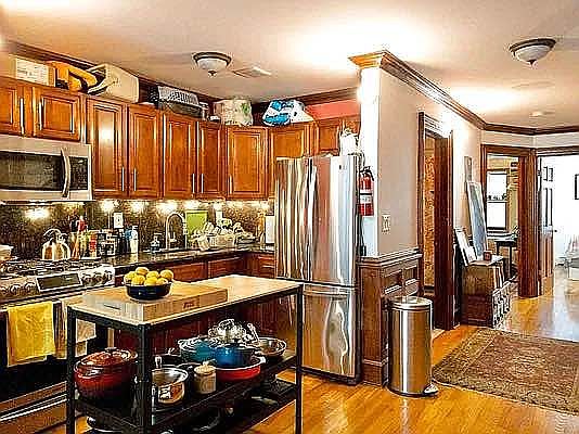 4th image of 320 Quincy St APT 2